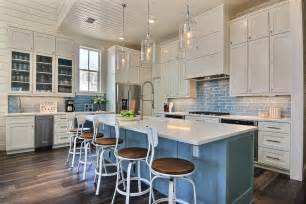 Cream Colored Kitchen Cabinets With Backsplash | Wow Blog