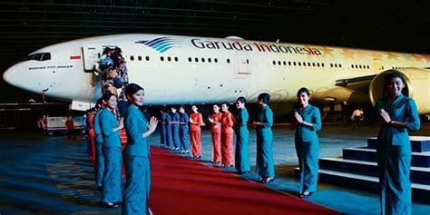 Garuda Indonesia Kembali Raih Predikat Maskapai Bintang