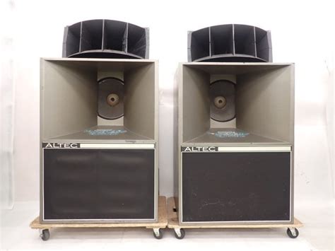 【傷や汚れあり】【横浜市来店引取限定品】 Altec アルテック フロア型スピーカー A7 X（416 8b802 8g511b