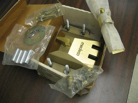 MEDECO LOCK / MEDECO D-10 DEADBOLT / HIGH SECURITY LOCK / MEDECO ...