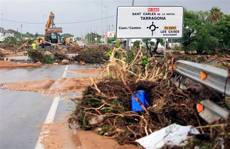 Pueblos Inundados Barro Y Destrozos Las Consecuencias De La Dana En