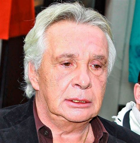 Des gendarmes ont saisi un disque de Michel Sardou à Europe 1 Recette