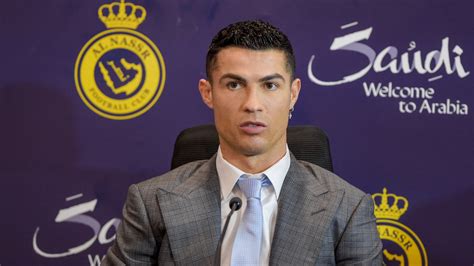 Cristiano Ronaldo In Embarrassing Gaffe During Al Nassr Unveiling As He