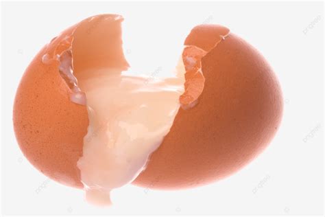 Broken Half Boiled Chicken Egg Isolated Hen Hen Broke Eggs PNG