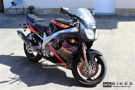 Yamaha Fzr R