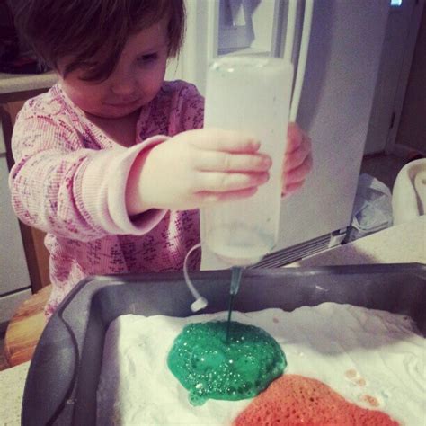 playing with baking soda, food coloring and vinegar. | Food coloring ...