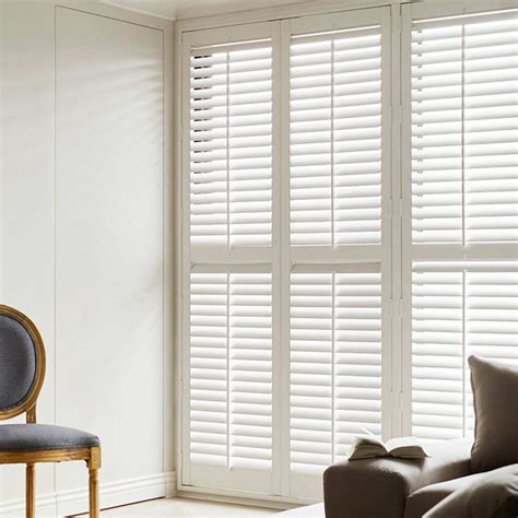 Custom Adjustable Basswood Window Plantation Shutters Blackout Folding