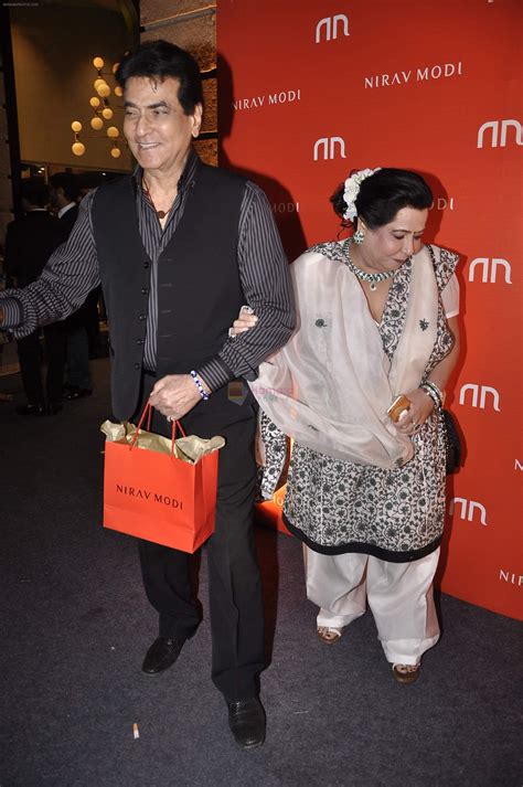 Jeetendra, Shobha Kapoor at Nirav Modi bouutie launch at Kala Ghoda on ...