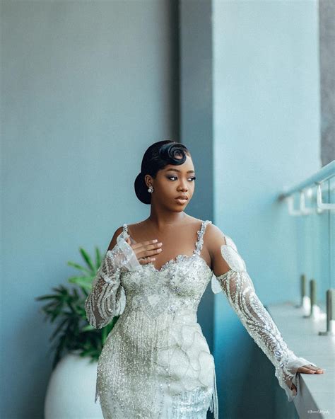 Exude A Classy Bridal Glow With This Lovely Inspo