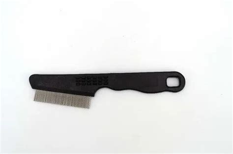 Dog Flea Comb at best price in Pune by Meenakshi Enterprises | ID: 21954237873