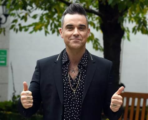 Robbie Williams Poses Completely Naked As He Strips Off For X Rated Magazine Cover Irish