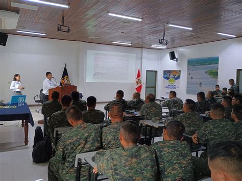 Personal De La Base Naval De Iquitos Y Destacamentos Navales De La