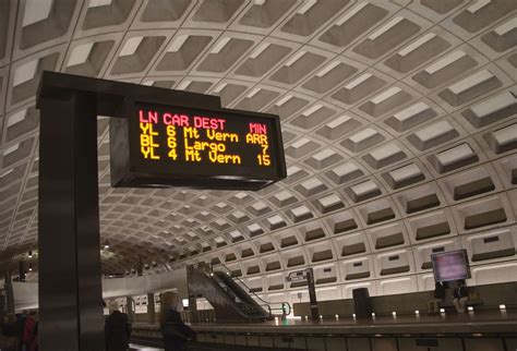 By Abolishing Fares, Big Cities Embrace Transit's Death Spiral