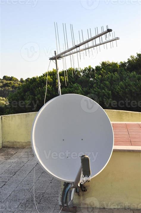 terrestrial  satellite tv aerial  stock photo  vecteezy