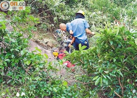 飛墮摩天崖：現場地勢險峻 曾奪2命｜即時新聞｜港澳｜oncc東網