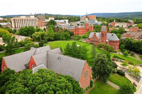 50 Most Beautiful College Campuses - Prettiest College Campuses