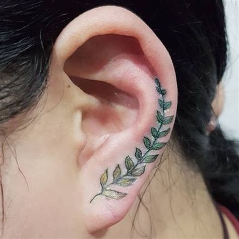 7 Floral Ear Tattoos That Are Beyond Adorable Picture Tattoos Beauty