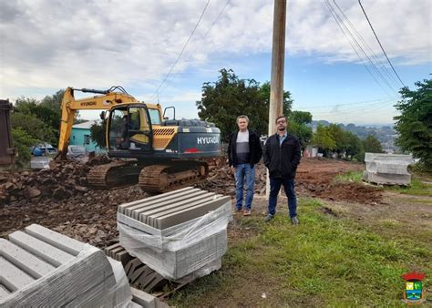 Prefeito Visita Obras Em Andamento No Município Prefeitura De Manoel