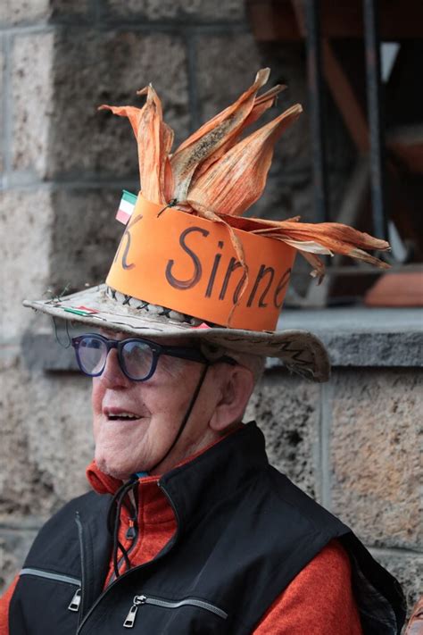 Sinner Torna A Casa Grande Festa A Sesto Pusteria Per Il N