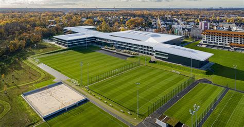 Ball Akademie Hörmann stattet den neuen DFB Campus in Frankfurt a