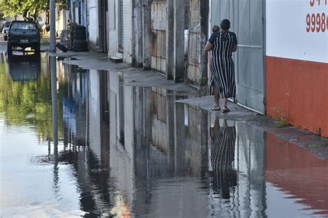 A Gazeta Maré Alta Provoca Alagamentos E água Invade Casas Em Bairros