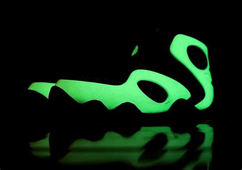 Glow in the Dark Nike Logo - LogoDix