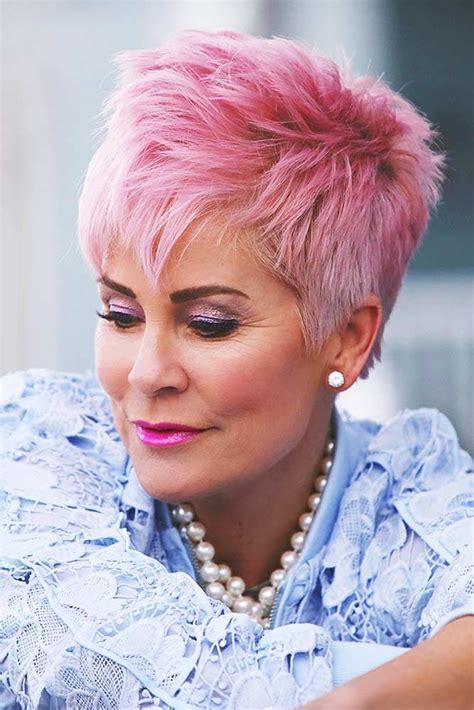 80 Classic And Elegant Short Hairstyles For Women Over 50 In 2023