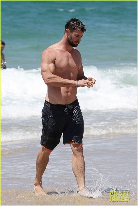 Chris Hemsworth Goes Shirtless Bares Ripped Body In Australia Photo