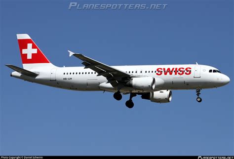 HB IJH Swiss Airbus A320 214 Photo By Daniel Schwinn ID 1555942