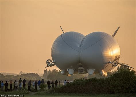 Airlander takes test flight following a crash last year | Daily Mail Online