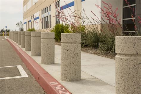 How To Choose Parking Bollard