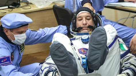 L Astronauta Luca Parmitano Ci Insegna Come Ci Si Allena Nello Spazio