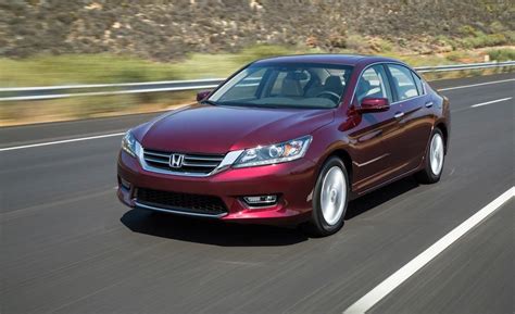 Honda Accord Ex L V Sedan Pictures Photo Gallery Car And Driver