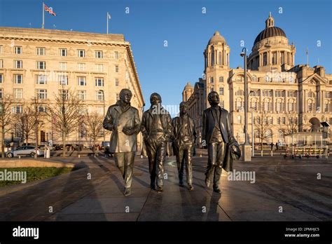 Beatles Statue Pier Head Hi Res Stock Photography And Images Alamy