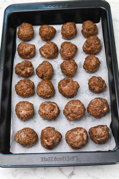 How To Bake Meatballs In The Oven Recipe Vibes