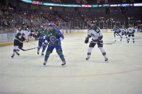 What is Minor League Hockey - What Makes it Different? | TSR