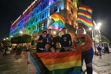 Ilumina Sobse Edificios Capitalinos En El Marco Del Día Internacional