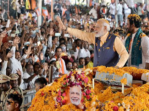 Kcr Wanted To Join Nda Says Pm Modi At Nizamabad Rally Telangana Cm