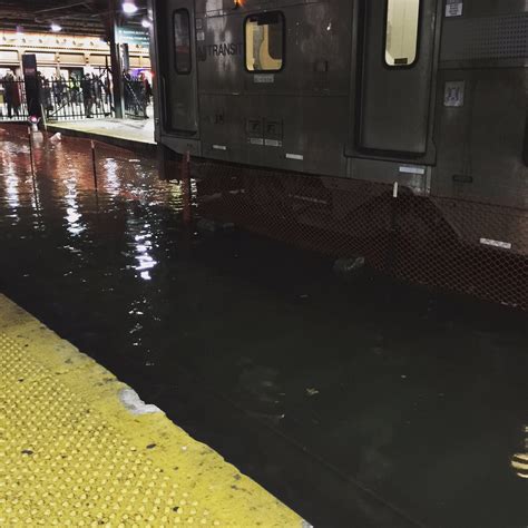 Weekend schedules for path train hoboken that tourists miss 18