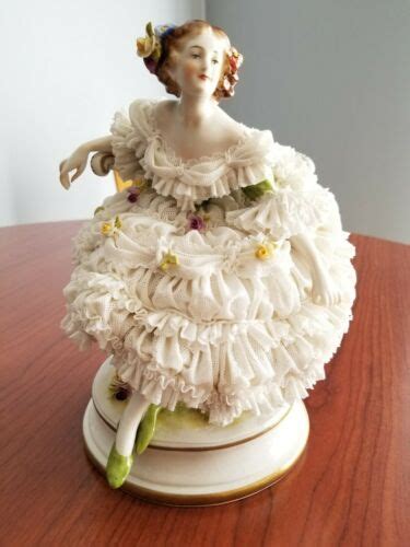 ANTIQUE VOLKSTEDT DRESDEN LACE LARGE SITTING FIGURINE LARGE 9