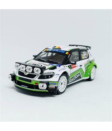 Skoda Fabia S2000 F Loix Ypres Rally 2013 Night Lights Ixo 1 43