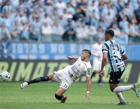 Corinthians segura Grêmio e respira na luta contra rebaixamento Placar