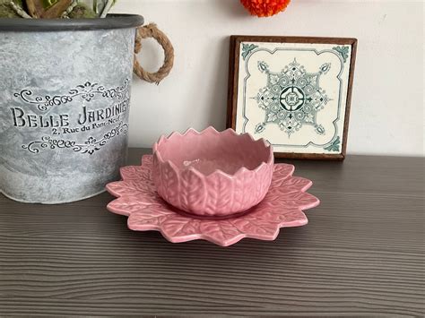 Pretty Vintage BORDALLO PINHEIRO Pink Floral Leaf Bowl And Plate