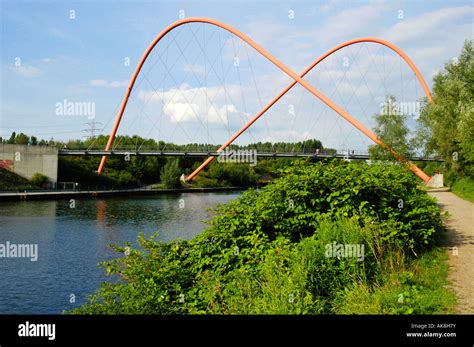 Transverse arch bridge / Gelsenkirchen Stock Photo - Alamy