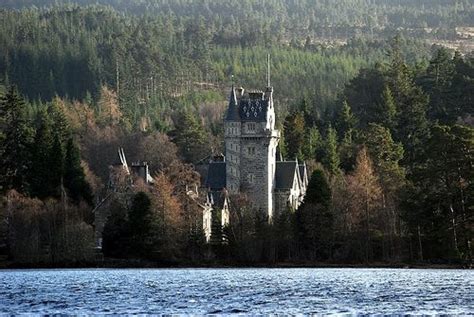 Ardverikie Castle Scotland Castles Castle Monarch Of The Glen