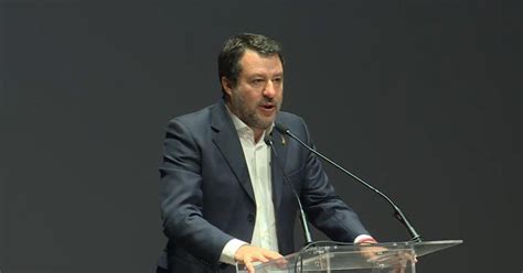 Salvini Per Bari Spero In Un Sindaco Della Lega