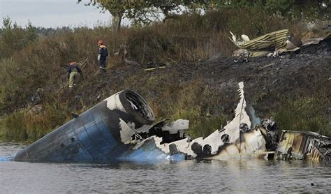 Russian Ice Hockey Team Killed In Plane Crash But Fans Still Turn Out