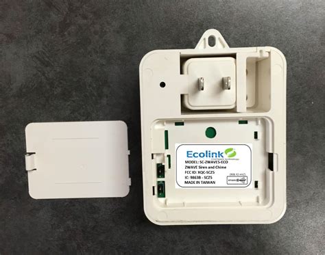 Ecolink Intelligent Technology ZWAVE Siren And Chime SCZ5 FCC ID XQC