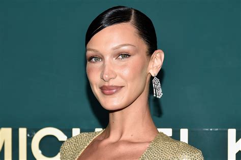 Profil Bella Hadid Supermodel Yang Tak Gentar Bela Palestina Meski