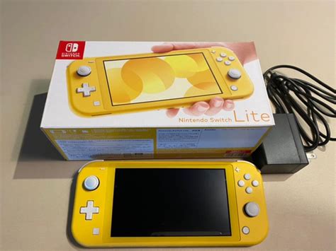 36％割引イエロー系高評価のクリスマスプレゼント Nintendo Switch Lite イエロー 美品 その他 テレビ 映像機器イエロー系